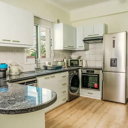 Elderflower #10 וילה